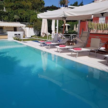 Multiproprieta Hotel Palatium Mari, Con Terrazza Vista Mare E Piscina Capri Bagian luar foto